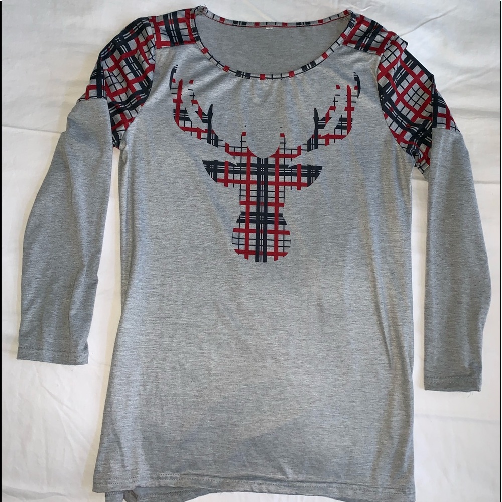 ❄️🦌Long-sleeved Reindeer T-shirt🦌❄️